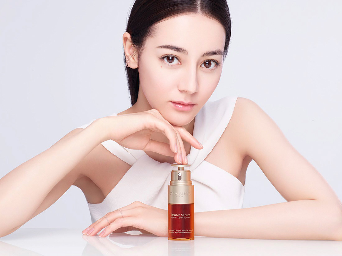YuCong_Clarins_Double-Serum_Dilraba_825px_POSTER